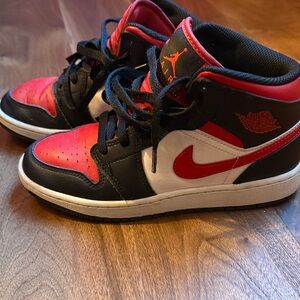 Nike Kids Red and Black Sneakers